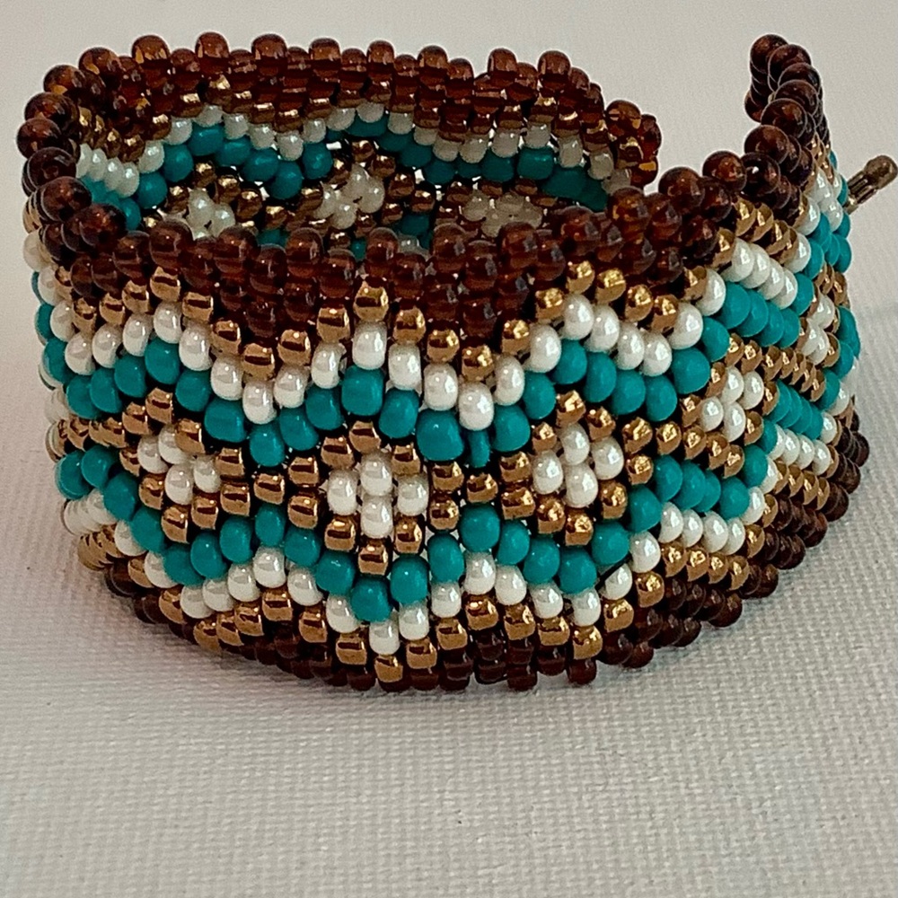 Beadweaving handmade bracelet